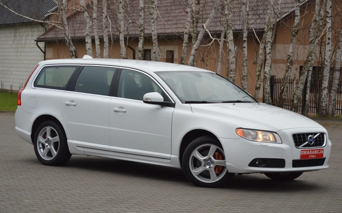 Volvo V70 cena 29500 przebieg: 350000, rok produkcji 2010 z Małogoszcz małe 704